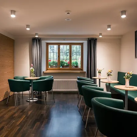 宾馆 Raselli Sport