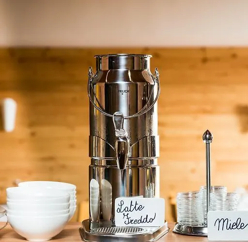 Han/Misafirhane Raselli Sport 3*